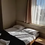 Marina W Budynku Z Basenem Apartment *