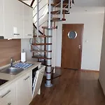 Marina W Budynku Z Basenem Apartment *