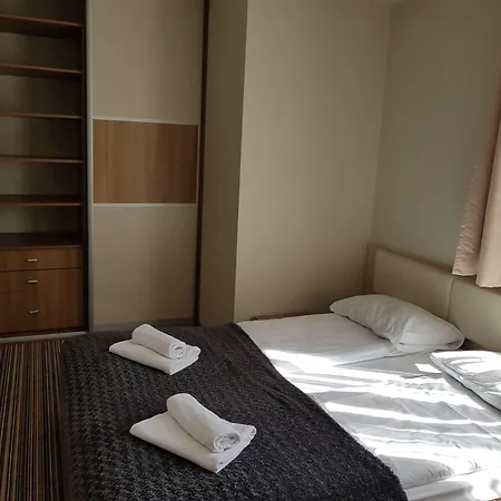 Marina W Budynku Z Basenem Appartement