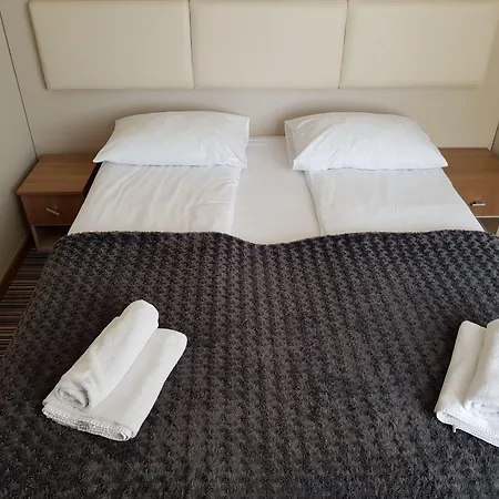 Marina W Budynku Z Basenem Appartement