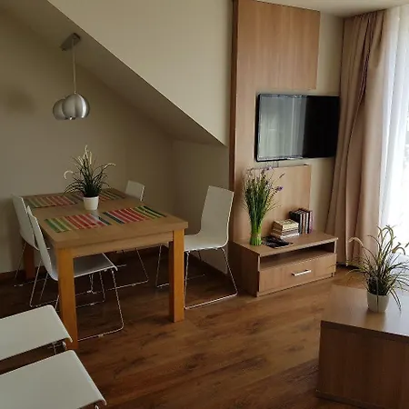 Marina W Budynku Z Basenem Apartment Jastarnia