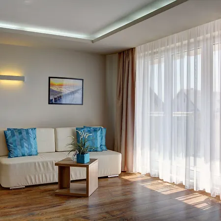 Marina W Budynku Z Basenem 公寓 *