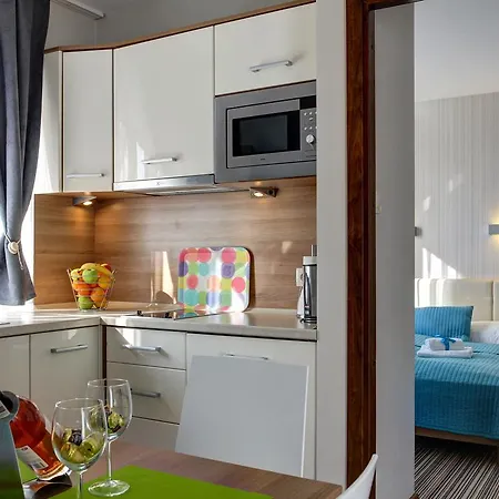Apartment Marina W Budynku Z Basenem