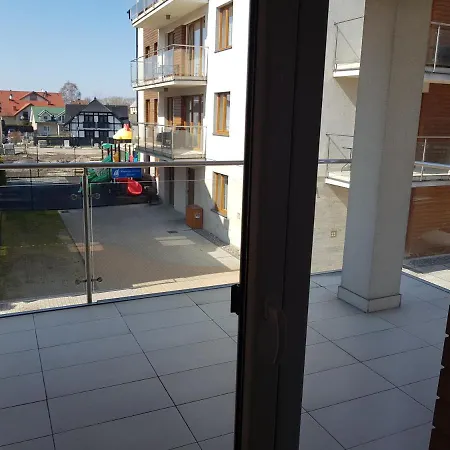 Marina W Budynku Z Basenem Appartement *