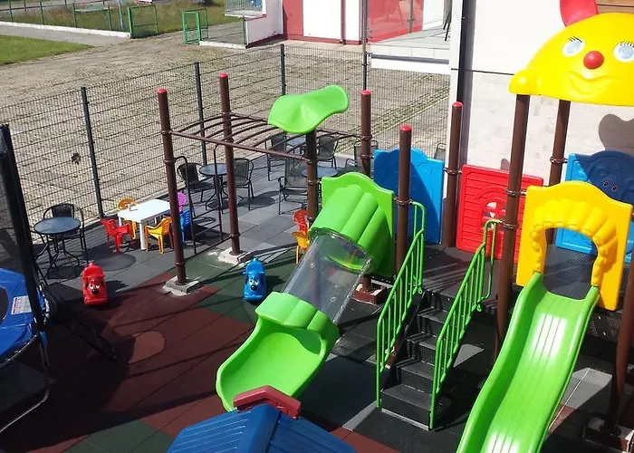 Marina W Budynku Z Basenem Jastarnia