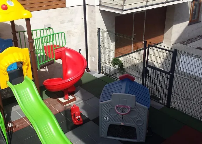 Marina W Budynku Z Basenem Apartamento Jastarnia