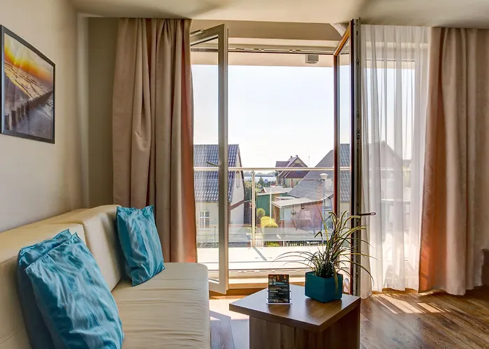 Daire Marina W Budynku Z Basenem