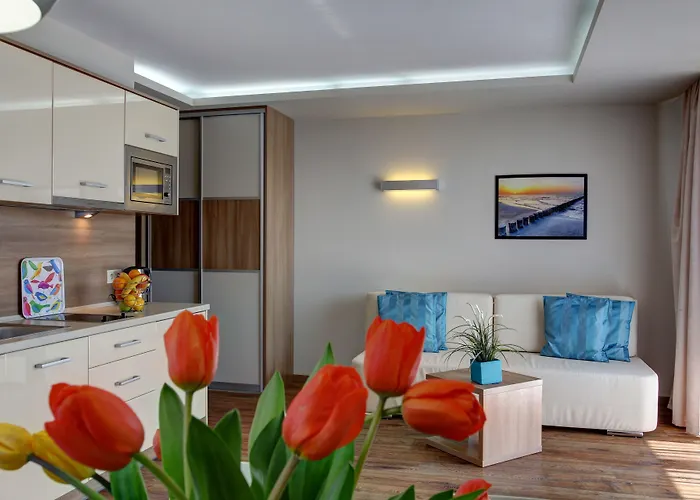 Marina W Budynku Z Basenem Jastarnia