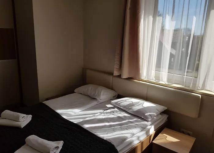 Marina W Budynku Z Basenem Daire