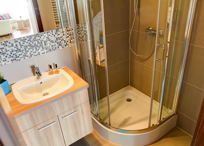 Daire Marina W Budynku Z Basenem