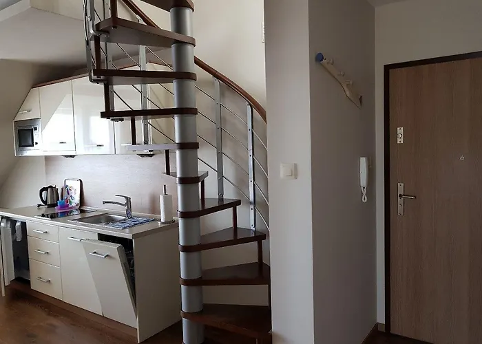 Daire Marina W Budynku Z Basenem *