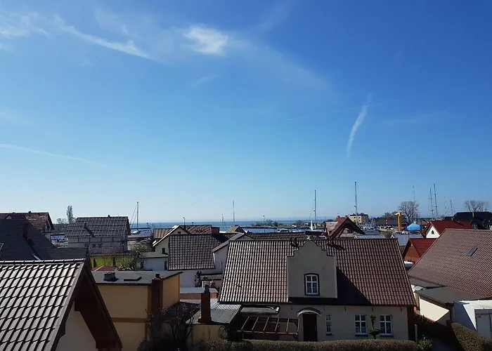 Marina W Budynku Z Basenem Apartamento
