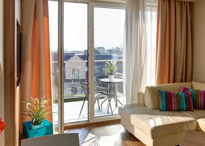 Marina W Budynku Z Basenem * Jastarnia