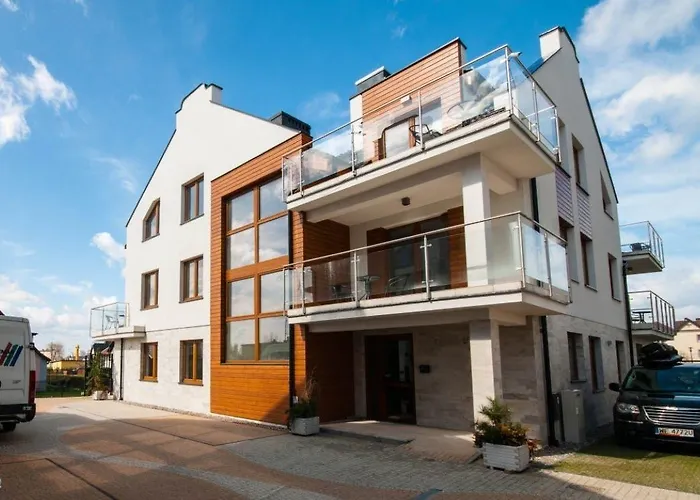 Daire Marina W Budynku Z Basenem *