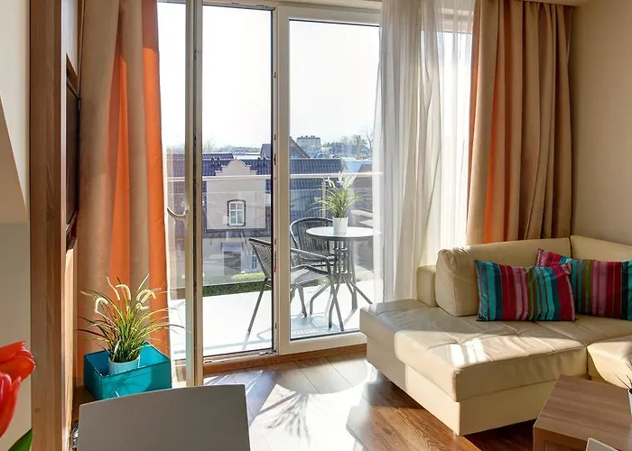 Daire Marina W Budynku Z Basenem *