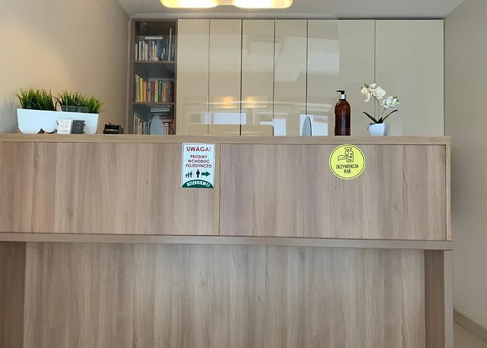 Marina W Budynku Z Basenem Apartamento *